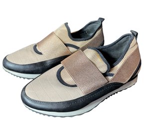 Steve Madden Womens Slip On Shoes Size 8