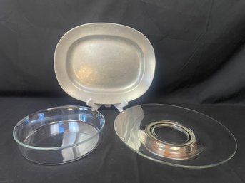 3 Serving Pieces