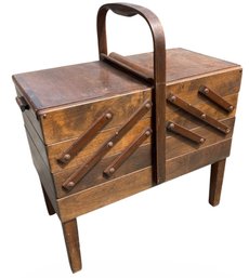 Strommen Bruk Hamar Norway Accordion-style Sewing Box (BE)