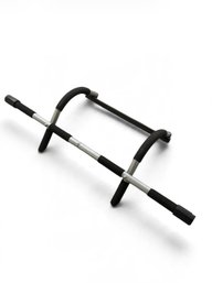 Pull Up Bar (GR)