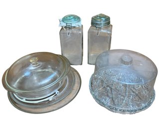 Pyrex Lidded Baking Dish & Assorted Glassware (K)