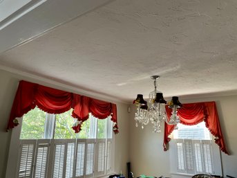4 Valances  (dr,k)