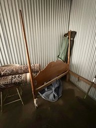 Queen Four Poster Bed Eldred Wheeler ***ALTERNATIVE PICK UP LOCATION MAKE APPOINTMENT****