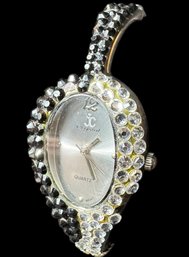 Crystal Quartz Dial Ladies Wrist Watch