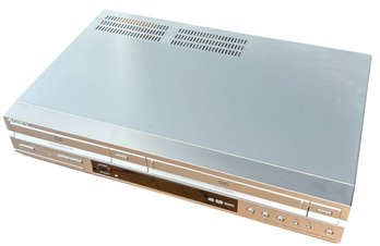 Sony VHS DVD Player With Remote (LR)