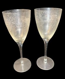 Etched Grapevine Wine Goblet Pair