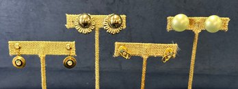 4 Pairs Of Screw Back Earrings