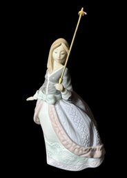Lladro Angela Porcelain Woman Figurine