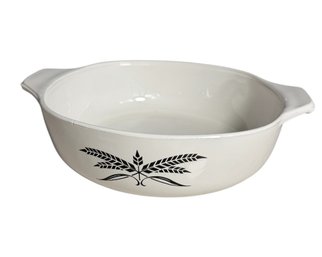Anchor Hocking Black Wheat Casserole Dish (K)