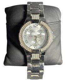 Unisex Silver Tone Guess G125571 Analog Watch
