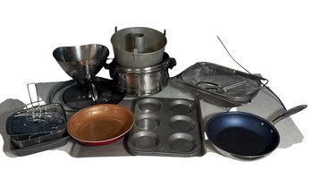 Red Copper Frying Pan & Assorted Cookware (K)