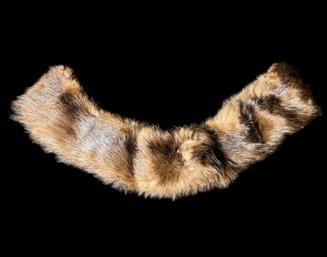 Small Genuine Fur Collar Brown Tone