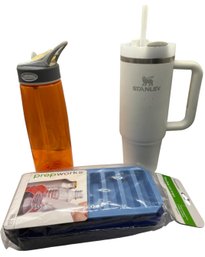 Stanley Waterbottle, Camelbak Water Bottle And Progessive Flexible Ice Trays 4pc (K)