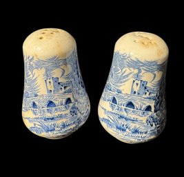 Wedgwood Countryside English Salt & Pepper Shakers