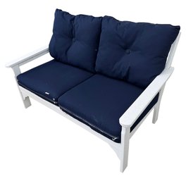 Polywood Vineyard White Outdoor Bench (Y)