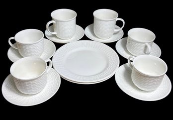 Wedgwood Nantucket Basket Bone China Tea Set 14pc(K)