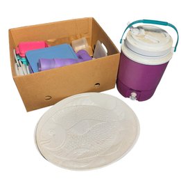 Tupperware Storage & Assorted Kitchenware (B)