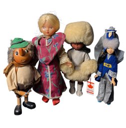 Foreign Travel Souvenir Dolls 4pc
