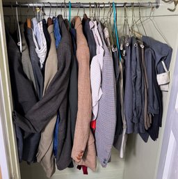 Master Closet Full Of Assorted Mens Clothing (BR2)
