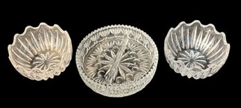 Clear Glass Ruffled Edge Candy Bowl/trinket Dishes 3pc