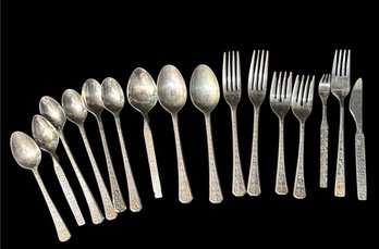 Assorted Silverware 16pc