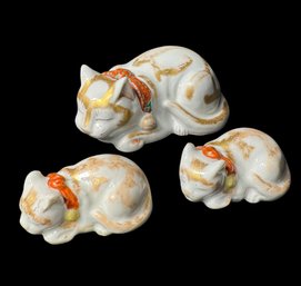 Japanese Kutani Sleeping Cat Figurines 3pc