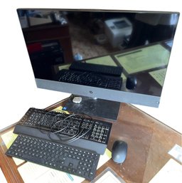 HP Computer Monitor With Keyboards & Mouse (O)