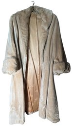 Cloud No. 9 By Collins And Aikman Fur Coat (br1)