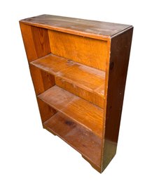 Wooden Three Shelf Bookcase (BR5)