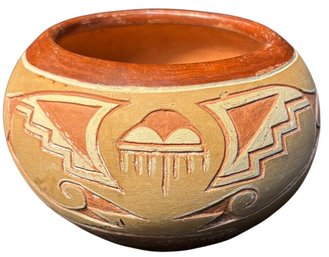 Signed Native American San Juan Pueblo Style Pottery Bowl