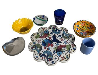 Decorative Trivet, Small Bowls & Cups 7pc (K)