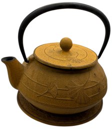 Japanese Kotobuki Cast Iron Tea Pot And Trivet (LR)