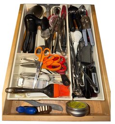Kitchen Utensil Drawer Contents (K)