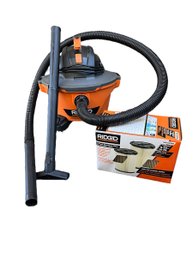 Ridgid Vacuum & Filters (Base.)