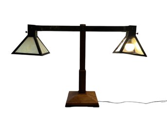 Thos Moser Cabinet Makers Auburn Maine 1994 Lamp - SIGNED (Base.)