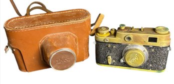 Leica Vintage Camera In Carry Case
