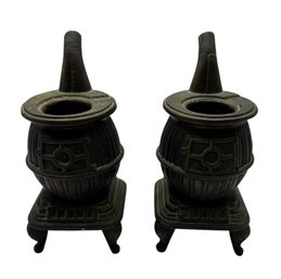 Miniature Cast Iron Oven Pair (K)