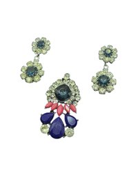 Costume Jewelry, Earring And Pendant Set