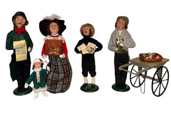 Byers Choice Caroler Figurine Collection (BR2)