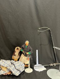 Dolls  Assorted Parts/stands