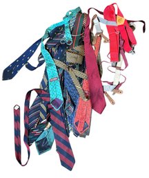 Assorted Mens Ties And Suspenders (BR2)