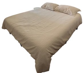 Metal Kingsize Bed Frame W/ Serta Mattress (GR)