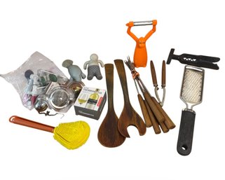 Kitchen Utensils & Tools Assortment C (K)