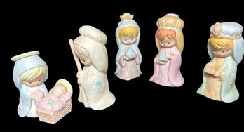 Vintage Porcelain Nativity Scene