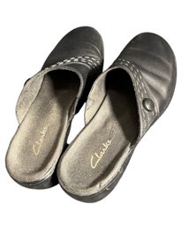 Clarks Black Leather Shoes Womens Size 7.5 Medium