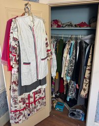 Master Closet FULL Of Assorted Vintage Womens Clothing (BR3)