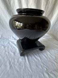 Black Vase On A Stand (MB)