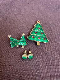 Christmas Pin And Matching Earrings And Another Pair Green Earrings