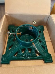 L.L. Bean John Wright Cast Iron Christmas Tree Stand (A)