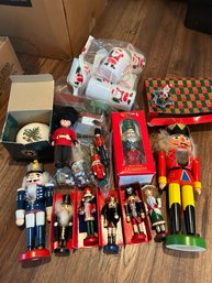 Nutcracker & Trinket Holiday Set  (A)